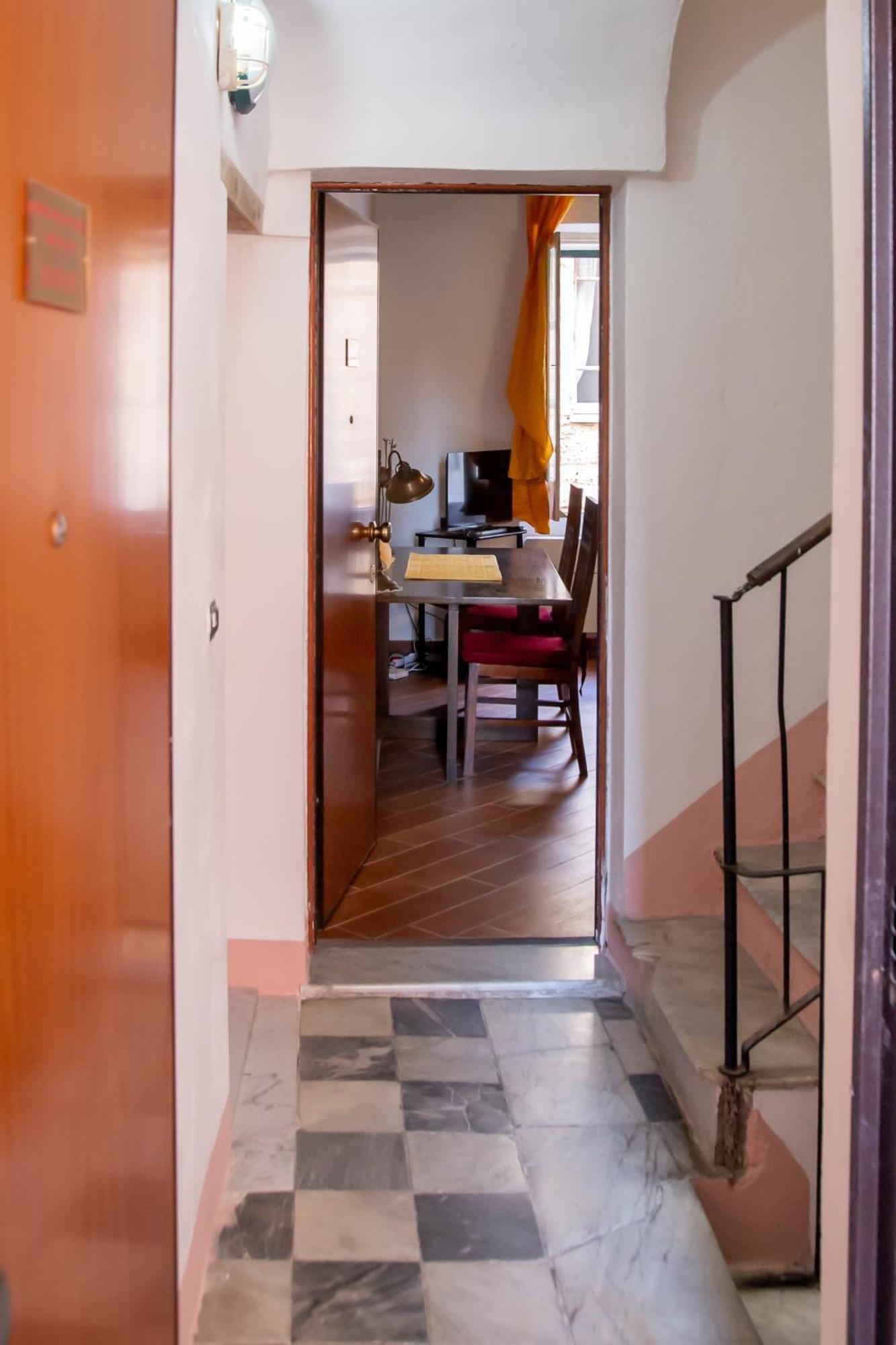 Casa Del Bisbe Apartment *